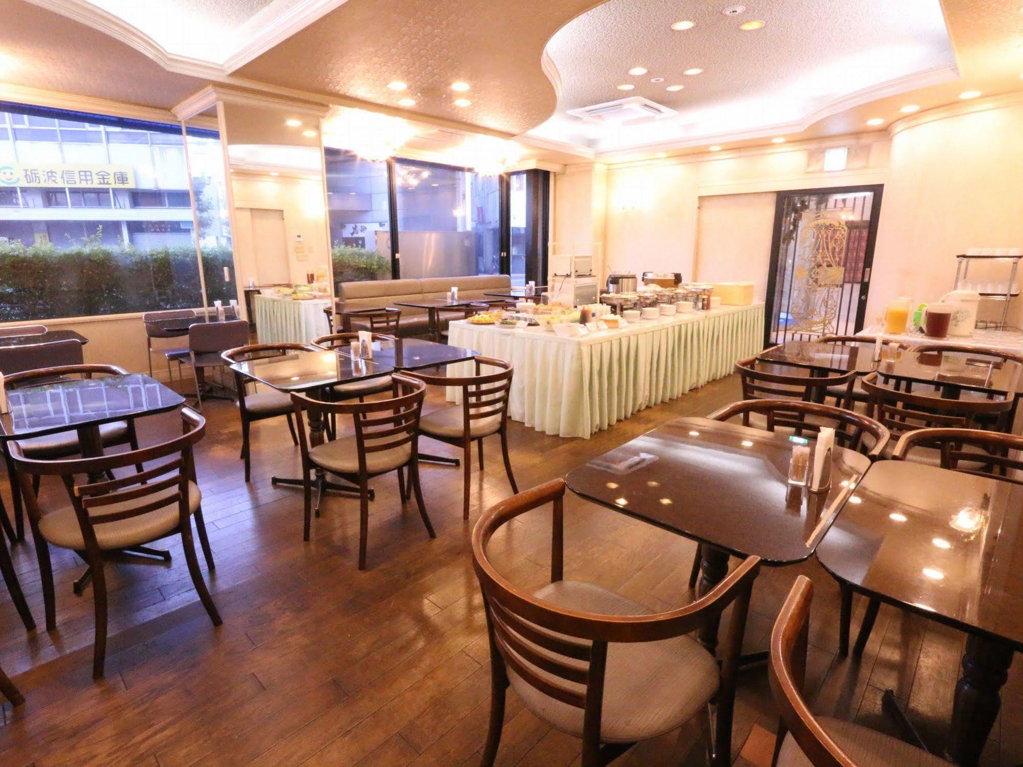 Apa Hotel Tonami Ekimae Exteriér fotografie